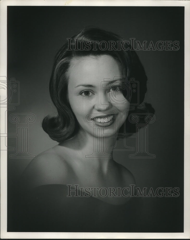 1964 Press Photo Unidentified Miss Alabama contestant - abna43117 - Historic Images