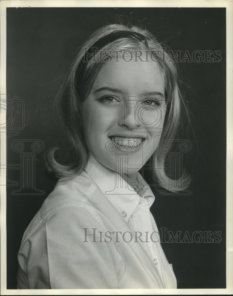 1964 Press Photo Kathy Gohzales, Junior Miss Alabama contestant - abna43174 - Historic Images