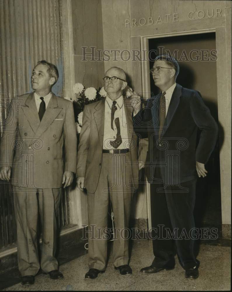 1953, Probate Judge Alex Brantley Shows Pike County&#39;s New Courthouse - Historic Images