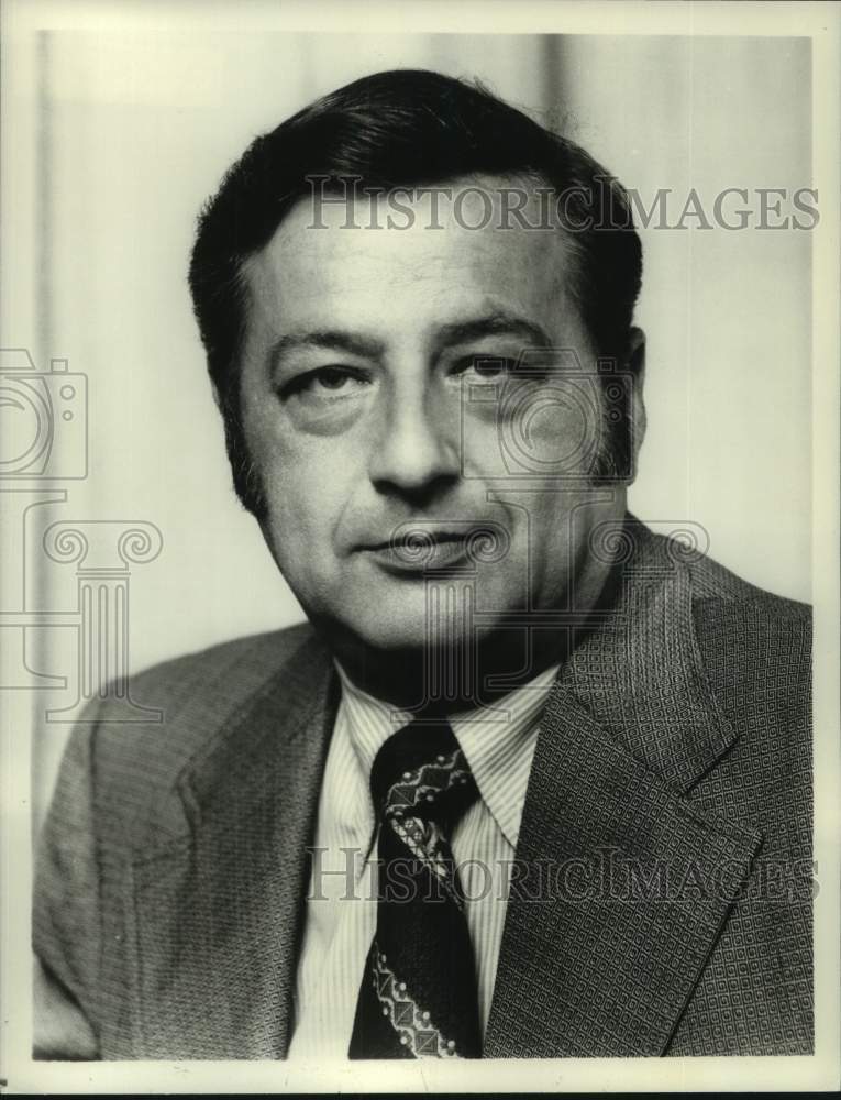 1980 Press Photo Robert Chandler, V.P. & Dir. Public Affairs, CBS News, headshot - Historic Images