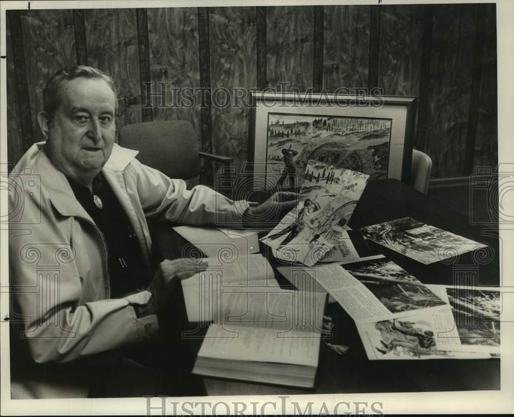 1989 Press Photo Revis Brasher, Birmingham Artist - abna43439 - Historic Images