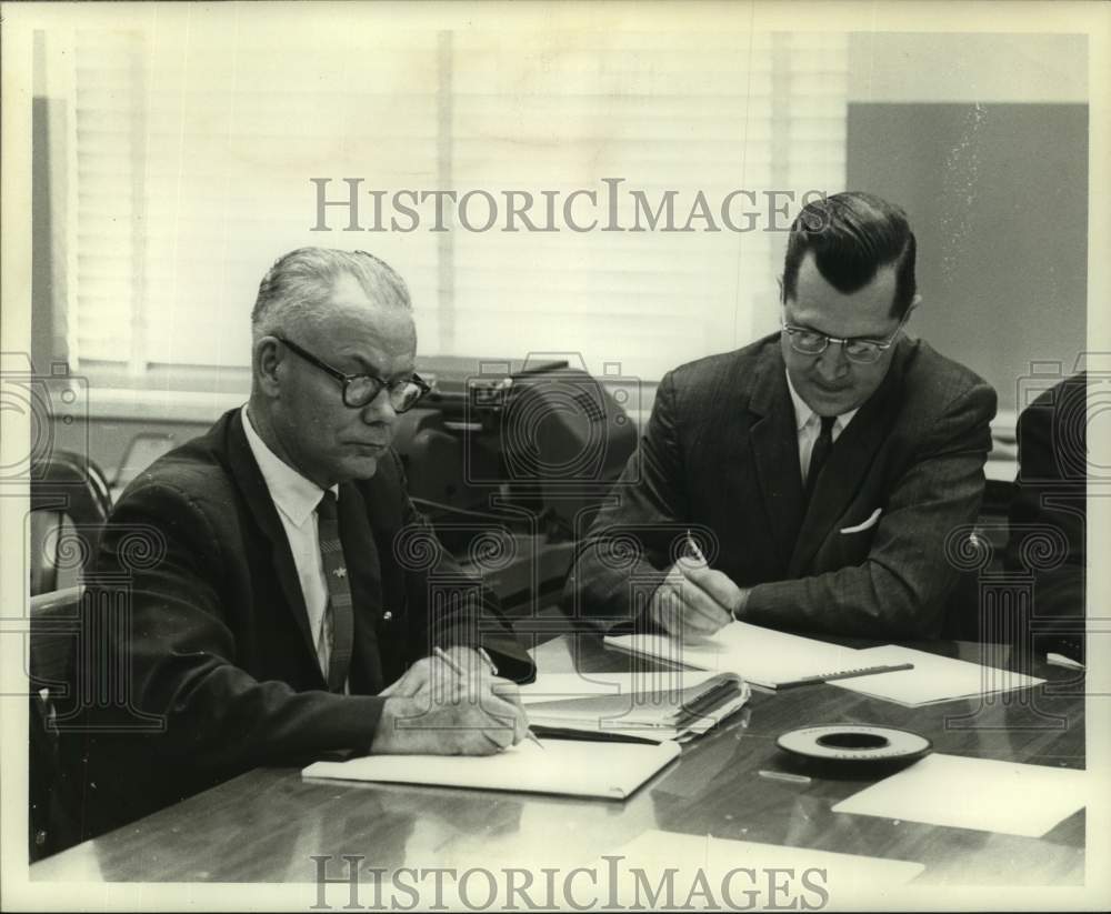 1962, City Attorney J.N. Breckenridge/City Comptroller S.G. Fullerton - Historic Images