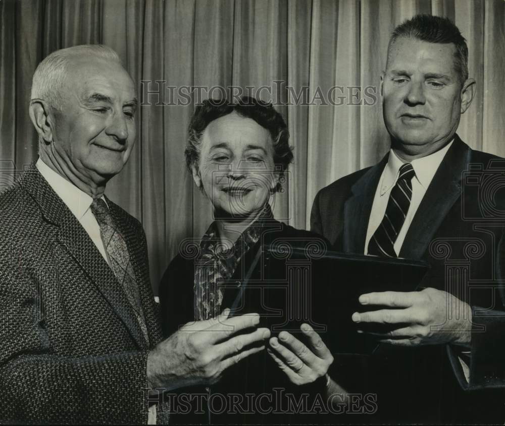 1959, J. A. Beaty, Birmingham Chamber of Commerce, &amp; other members - Historic Images