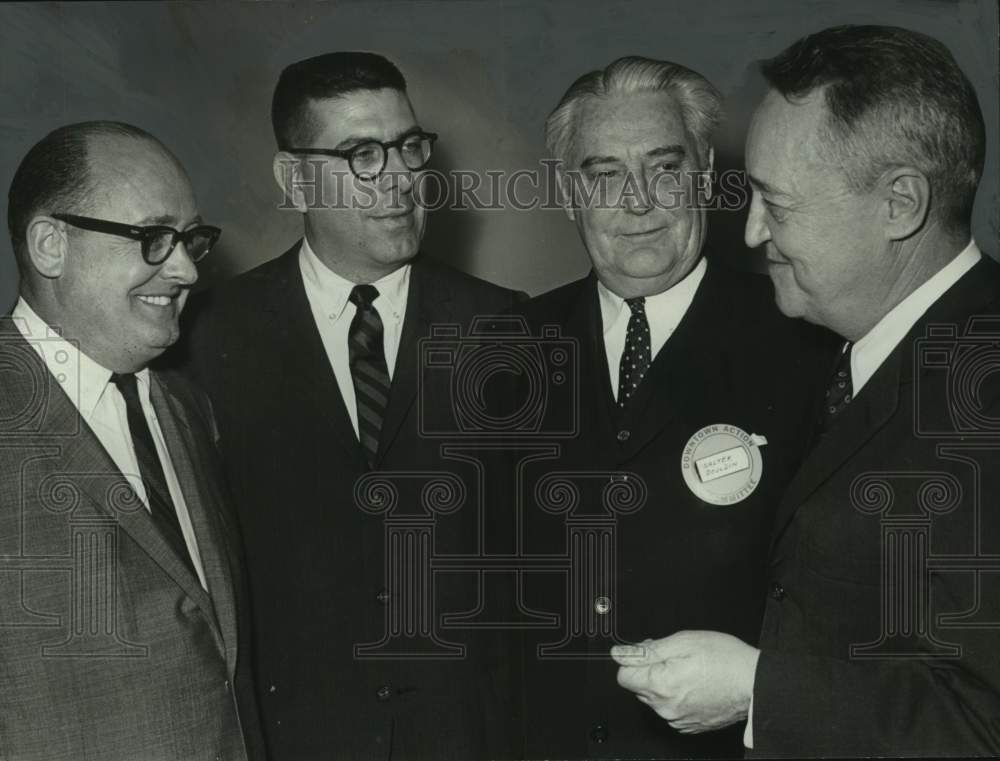 1966 Press Photo Downtown Action Committee Greets Birmingham's Newest Industry - Historic Images