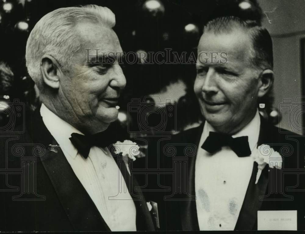 1966, Walter Bouldin Passes Chamber of Commerce Presidency to Brooke - Historic Images
