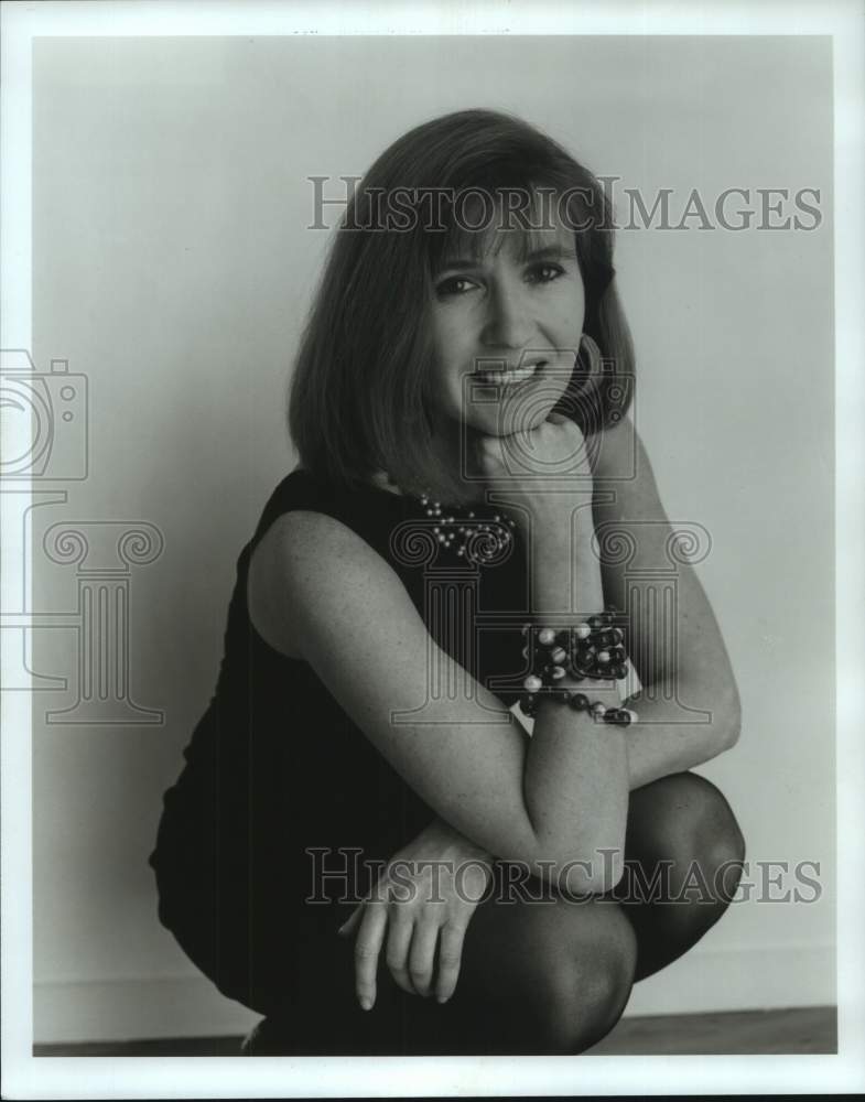 1991 Press Photo Nicole Miller, fashion designer - abna43653 - Historic Images