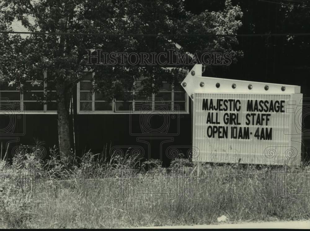 1977 Press Photo Majestic Massage parlor sign, Pelham, Shelby County, Alabama - Historic Images