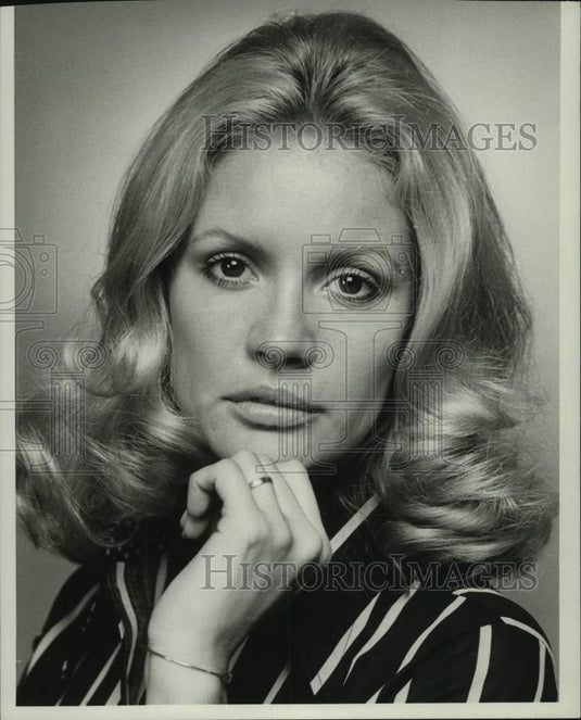 1974, Actress Karen Machon, promotional head shot - abna43903 - Historic Images