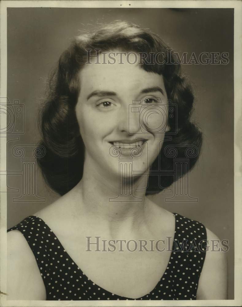 Press Photo young woman in polka dot dress - abna43941 - Historic Images