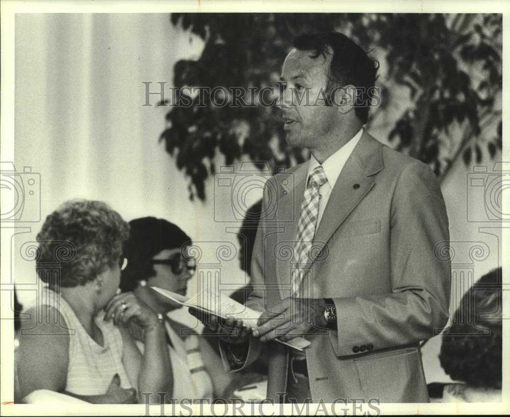 1979 Press Photo University of Alabama Professor Dr. Edward Passerini Speaking - Historic Images