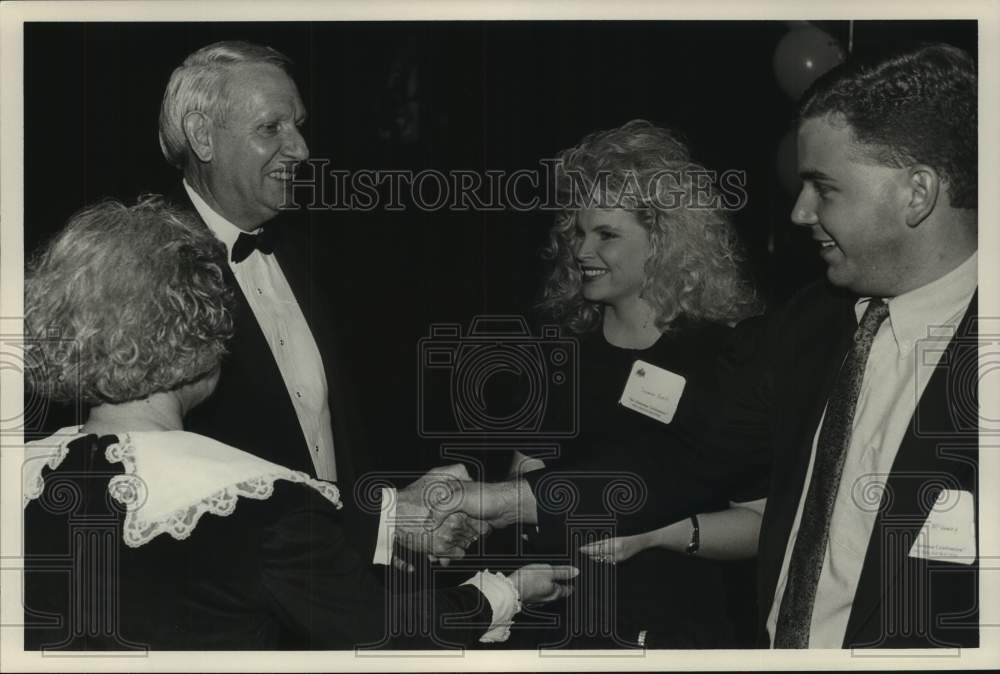 1991 Press Photo Governor Guy Hunt Congratulated at Inaugural Dance - abna44118 - Historic Images