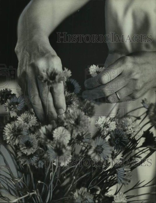 1961, Tutwiler prisoners learn to grow and arrange flowers in Alabama - Historic Images