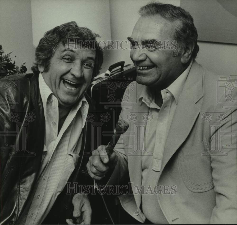 1980 Press Photo Comedians George Lindsay and Ernest Borgnine - abna44337 - Historic Images