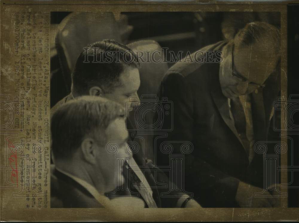 1967 Press Photo Members, Joint Legislative Budget Study Committee Meet Briefly - Historic Images