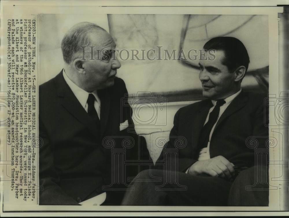 1966 Drs. Sidney Farber &amp; George E. Palade Get Albert Lasker Award - Historic Images