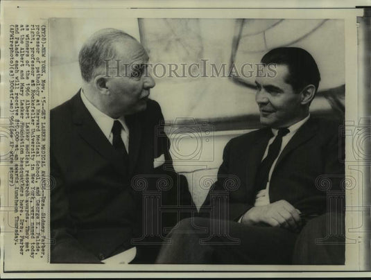 1966 Drs. Sidney Farber & George E. Palade Get Albert Lasker Award - Historic Images