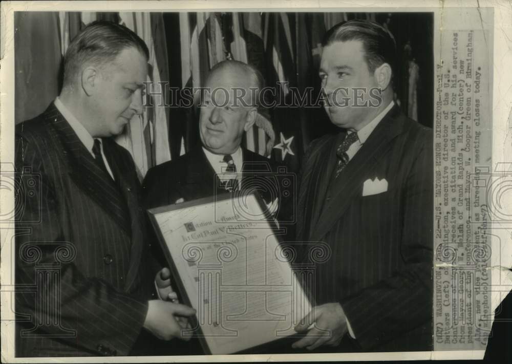 1947, US Conference of Mayors award citation to Paul Batters - Historic Images