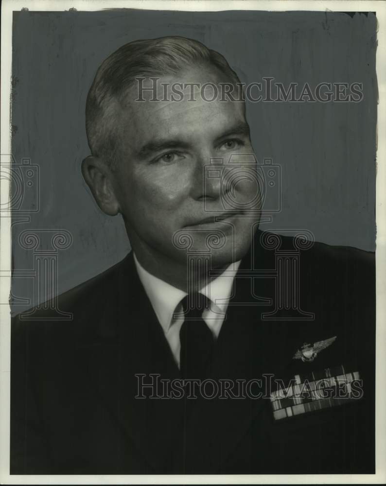 1967 Press Photo Vice administrator Noel Gayler Gaylor in U.S. Navy uniform - Historic Images