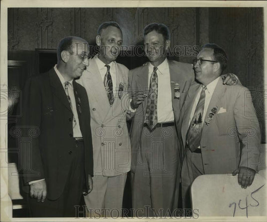 1952, Alabama's Delegation Caucus at National Democratic Convention - Historic Images