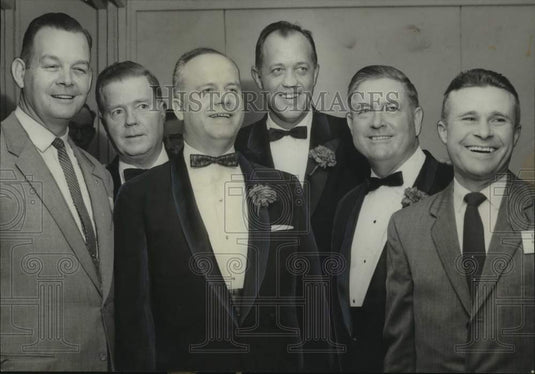 1952 Press Photo Gus Strebeck, President & new officers of Traffic Club, Alabama - Historic Images