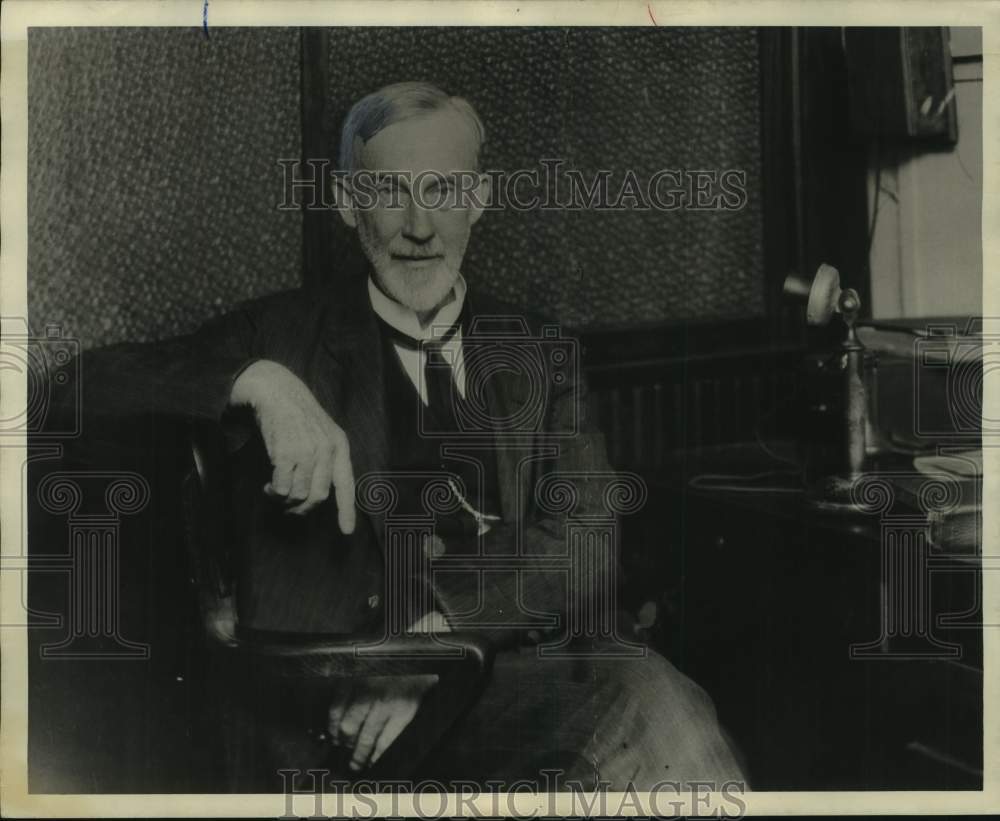 1975 Press Photo Evangelist Brother Bryan - abna44793 - Historic Images