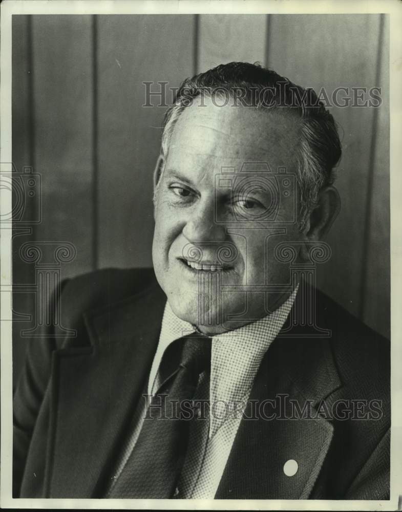 1973 Press Photo Mayor G.E. Braddock of Hoover, Alabama - abna45058 - Historic Images