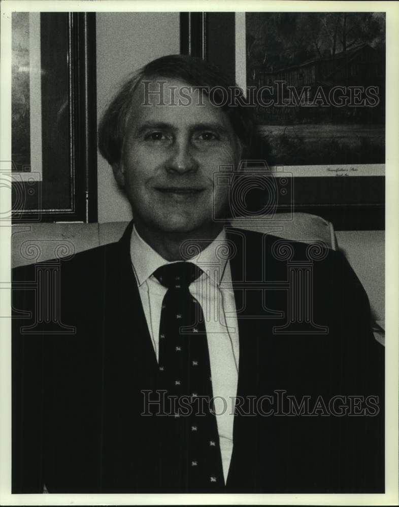 1982 Press Photo Shelby Medical Center Administrator Roland Bradford - abna45065 - Historic Images