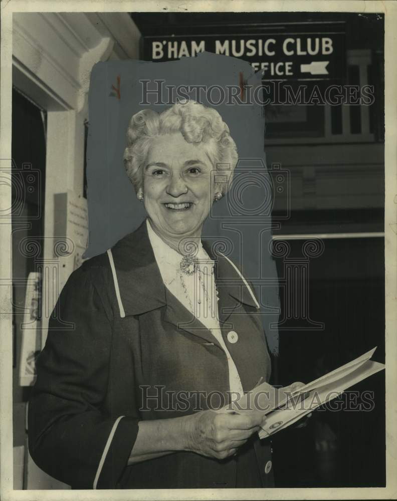 1960 Music Leader Mrs. E.T. Bozenhard - Historic Images