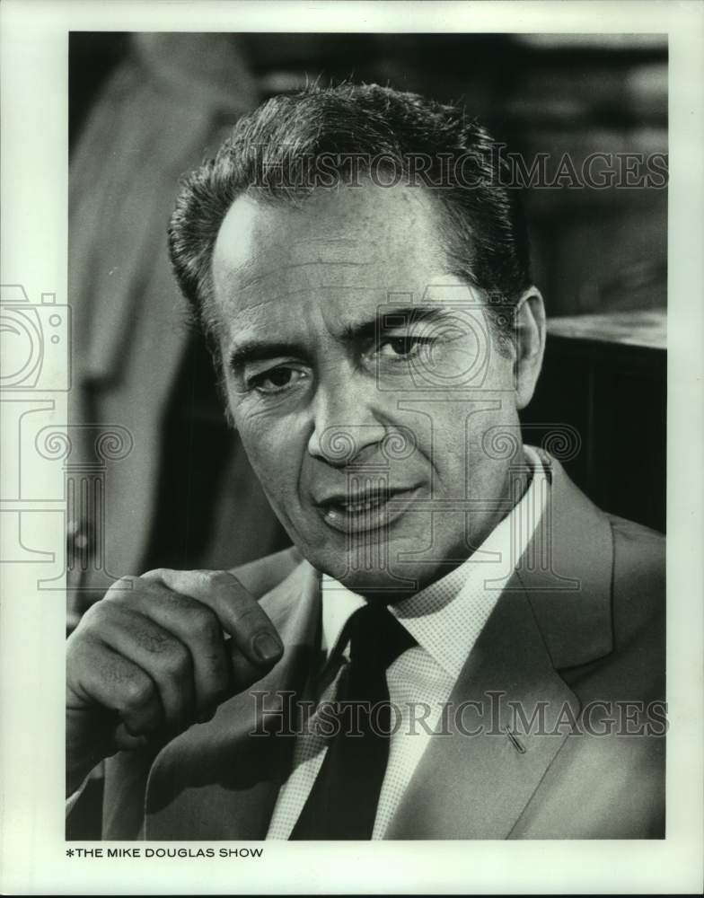 1968 Press Photo Rossano Brazzi, co-host of Mike Douglas Show - abna45259 - Historic Images