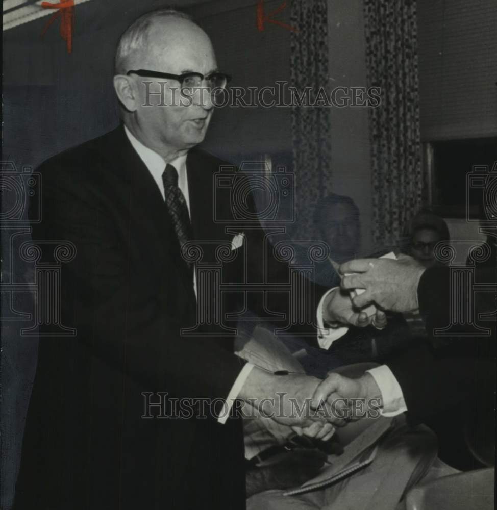 1969 Press Photo Harris Saunders, Honored Past President of Birmingham Symphony - Historic Images