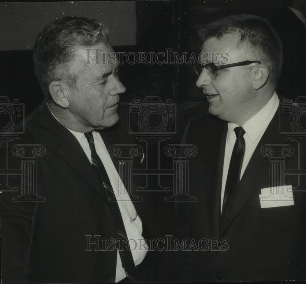 1968 Press Photo J.E. Brantley & David Vann, discuss Wallace democratic ticket - Historic Images