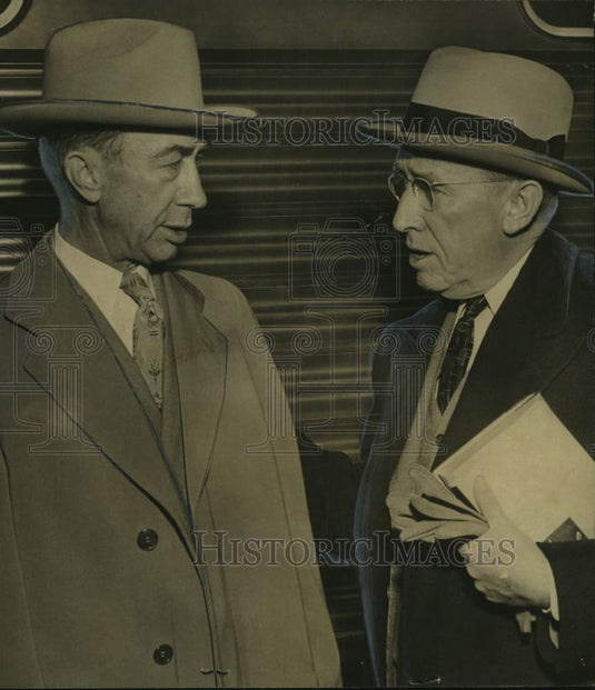 1952 Press Photo Albert Stapp, Basil O'Connor at March of Dimes Meeting-Historic Images