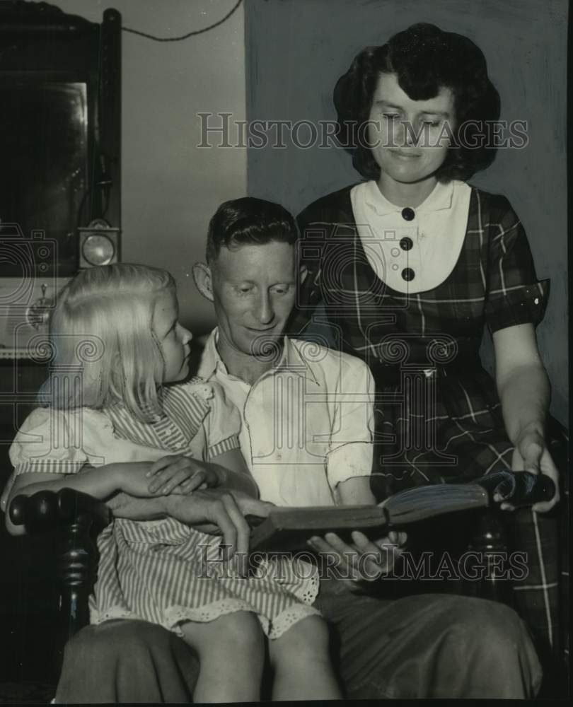 1953, Former POW Sergeant Robert A. Lee with Wife and Daughter - Historic Images