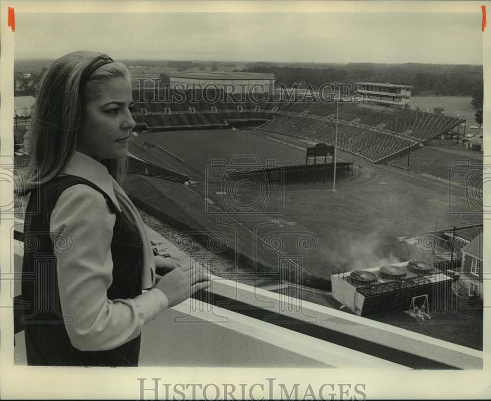 Press Photo Becky Brewer, daughter of Albert Brewer - abna45570 - Historic Images