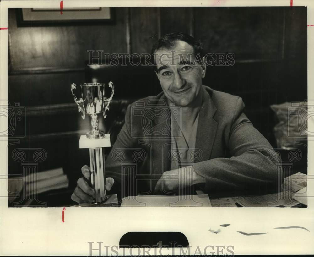 1990 Press Photo Alabaster Surgeon Dr. Brice Brackin - abna45576 - Historic Images