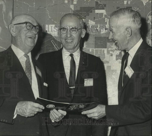 1982 Press Photo Fairfield, Atmore, Hueytown, Alabama Mayors Gather for Meeting - Historic Images