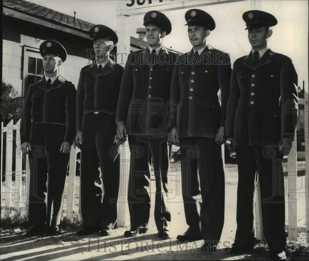 1952 Press Photo Members of Supply Squadron, Craig Air Force Base, Selma, AL - Historic Images
