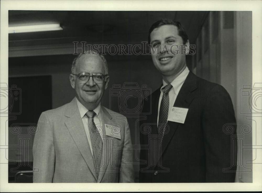 1984 Press Photo Morris L. Mayer and Donald Hess, Executive - abna45620 - Historic Images