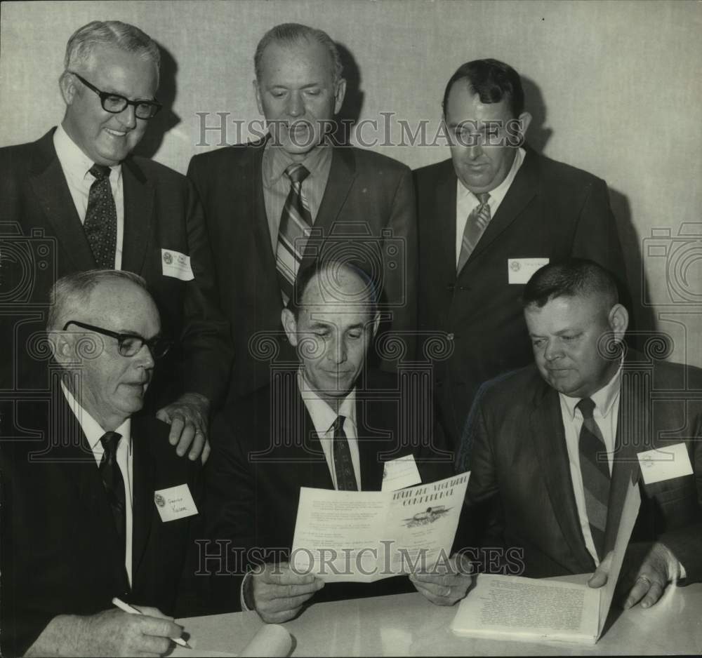 1970 Press Photo Alabama Farm Bureau Leaders - abna45690 - Historic Images