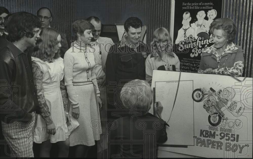 1976 Press Photo Group Signs Get Well Poster for Accident Victim Neal Brake - Historic Images
