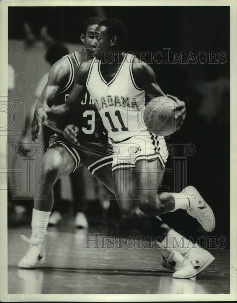 1982 Press Photo College Basketball Player Eric Richardson Playing for Alabama - Historic Images