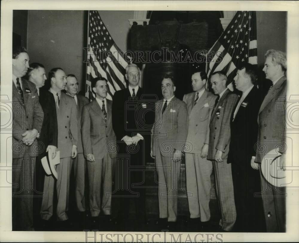 1944 Governors Conference Attendees in Independence Hall - Historic Images