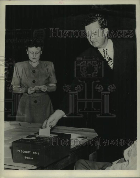 1946, Alabama Representative John Sparkman and his Wife Vote - Historic Images