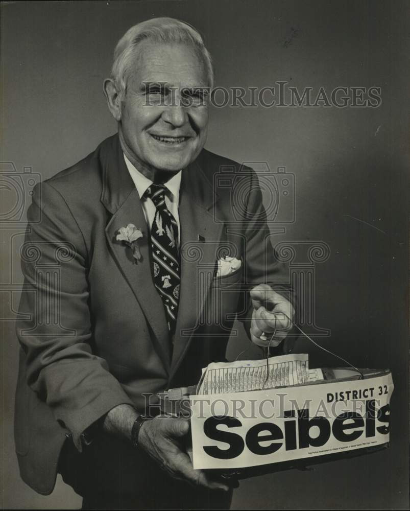 1982 Press Photo District 47 Candidate George Seibels - abna46597 - Historic Images