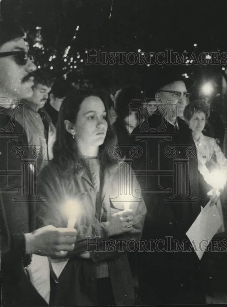 1969, Group Asks for &quot;Peace On Earth&quot; at Park Rally in Birmingham - Historic Images