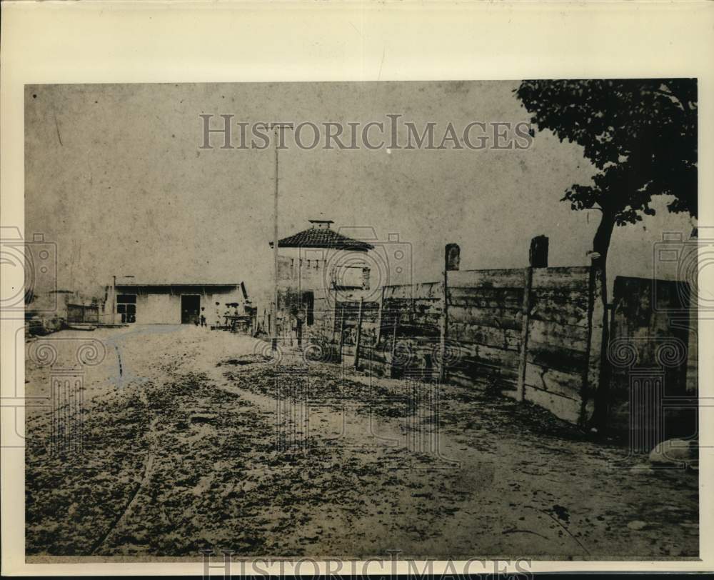 1939 Press Photo Exterior View of a Typical Spanish Blockhouse - Historic Images