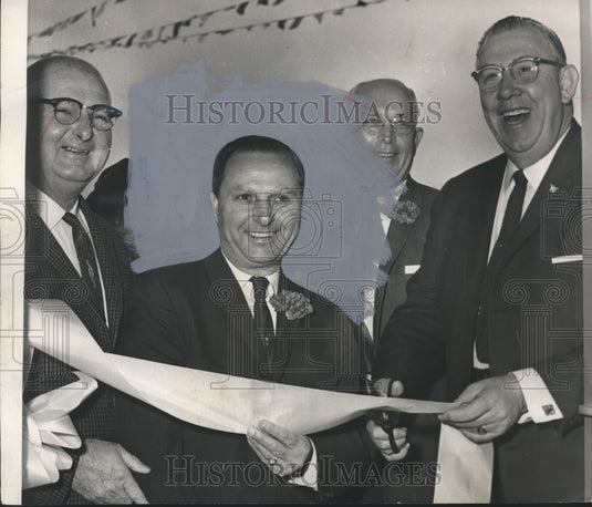 1966, New Bruno's Food Store Opens in Bessemer, Alabama - abno00120 - Historic Images