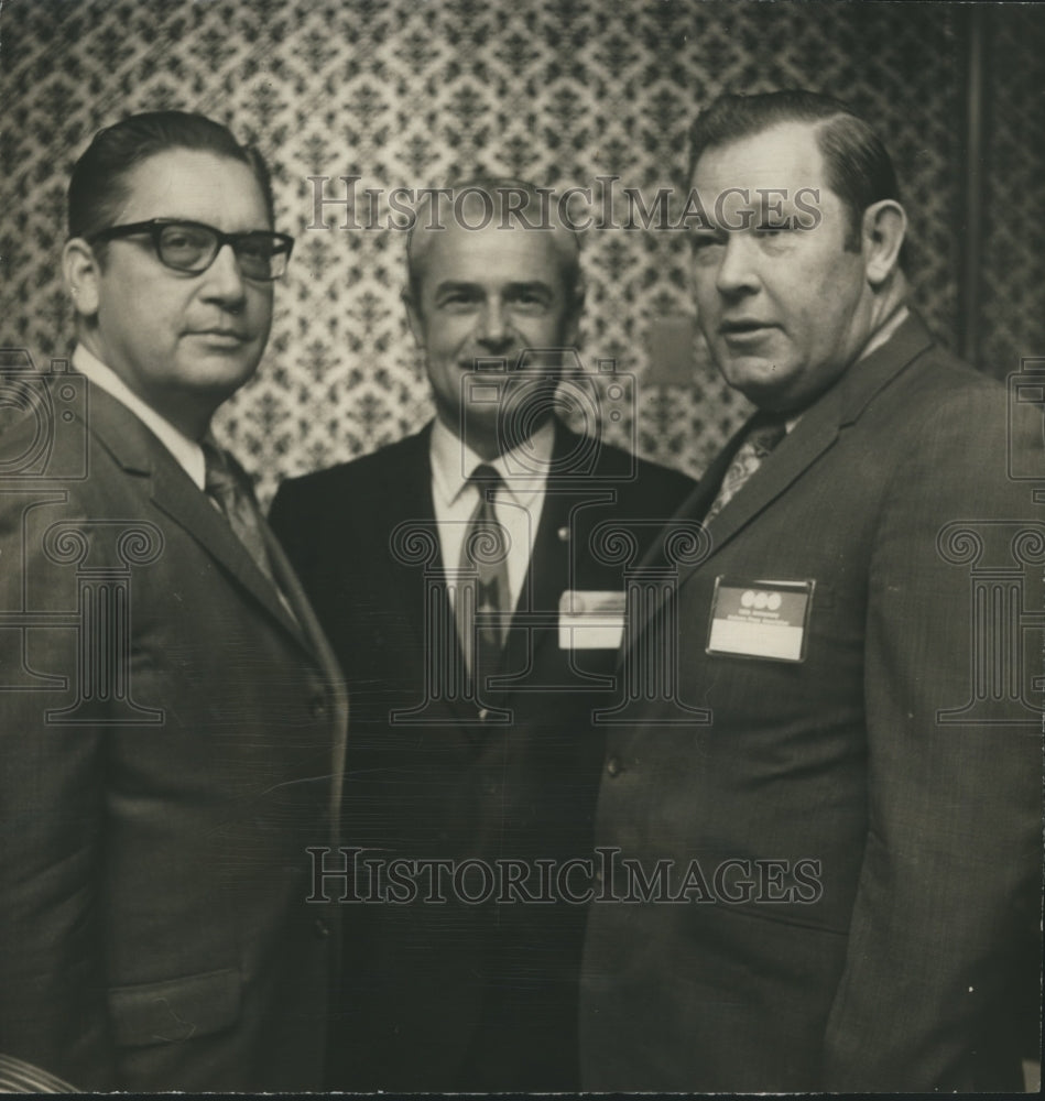 1971 Alabama Press Association - Bob Bryan and Others - Historic Images