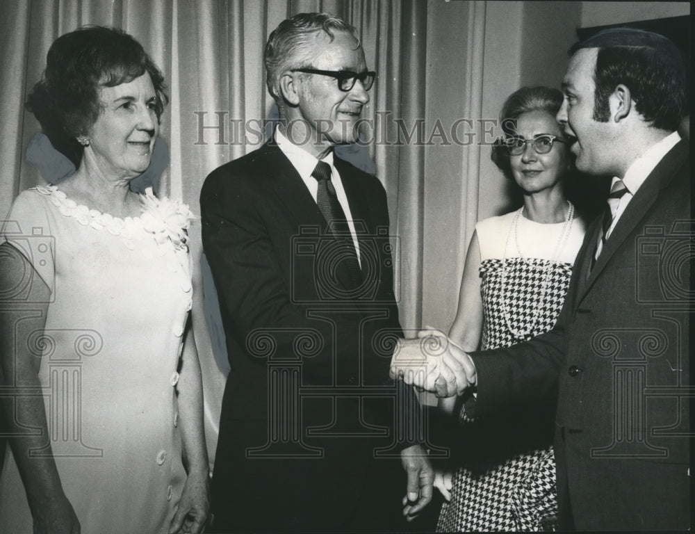 1970 Press Photo Doctor Paul Clem greets guests at United Methodist Church - Historic Images