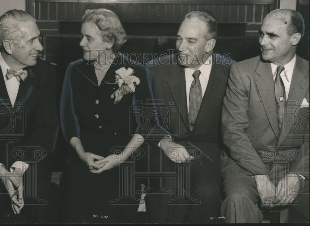 1954 Press Photo Sylacauga Chamber of Commerce hosts dinner of Executives-Historic Images